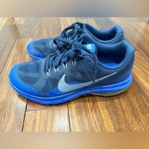 Nike Max Dynasty Black and Blue Sneakers